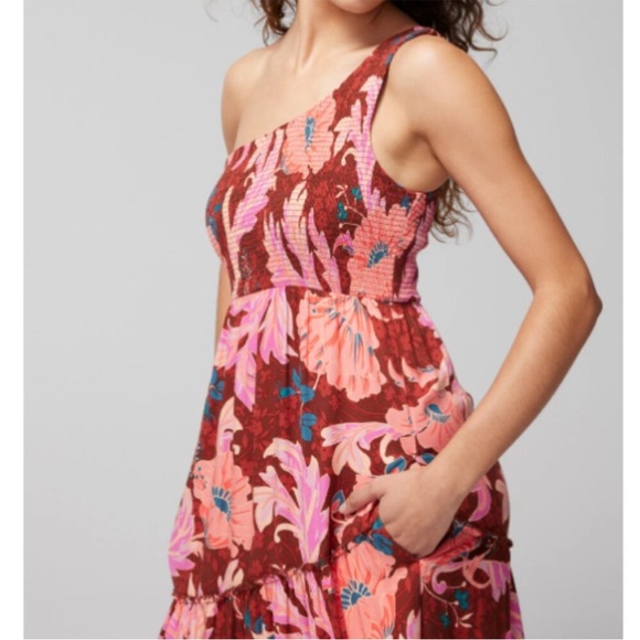 Soma Wknd soft jersey one should floral smocked tiered maxi dress built in bra - Picture 3 of 16